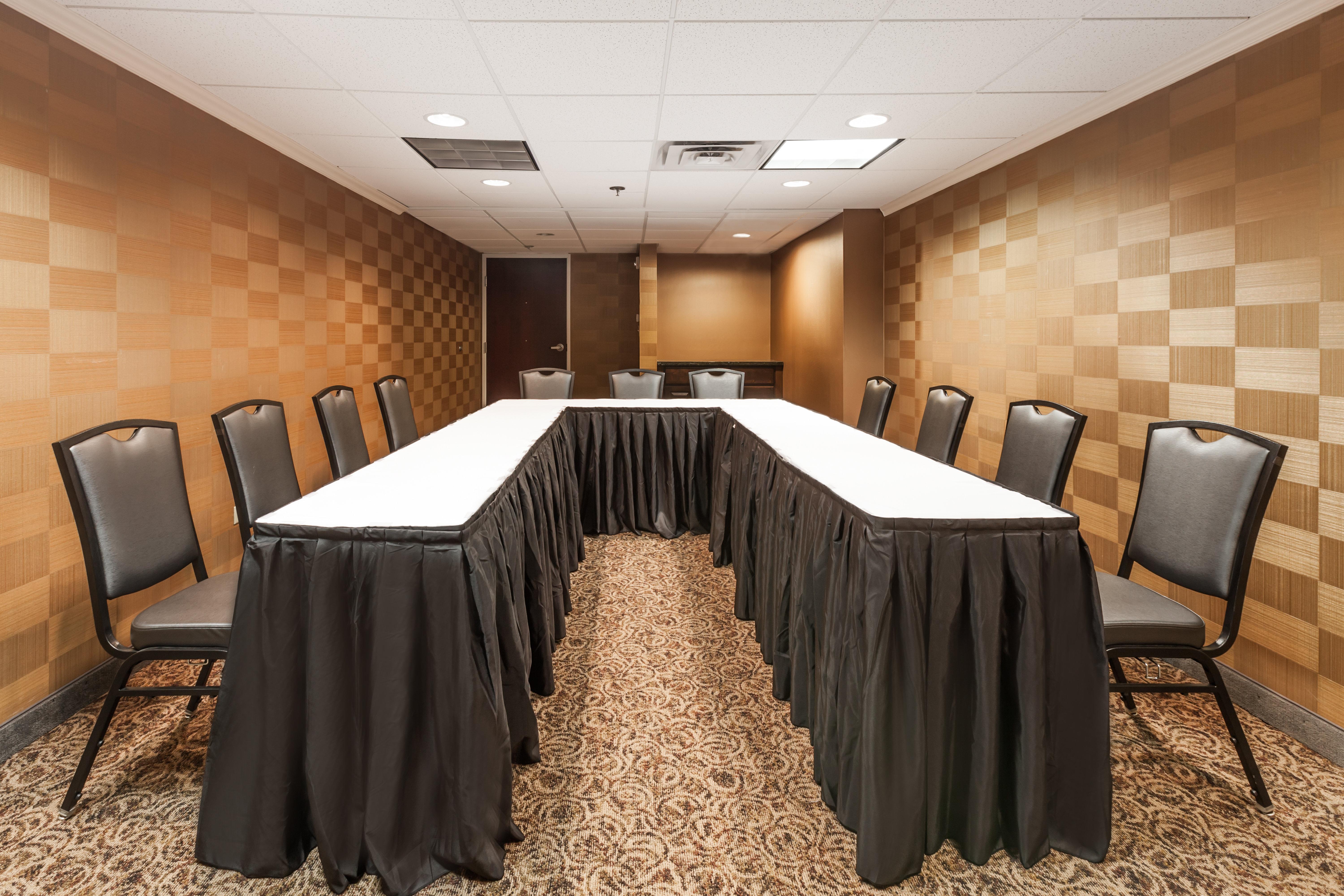 Holiday Inn Hotel & Suites Oklahoma City North By Ihg Exteriör bild