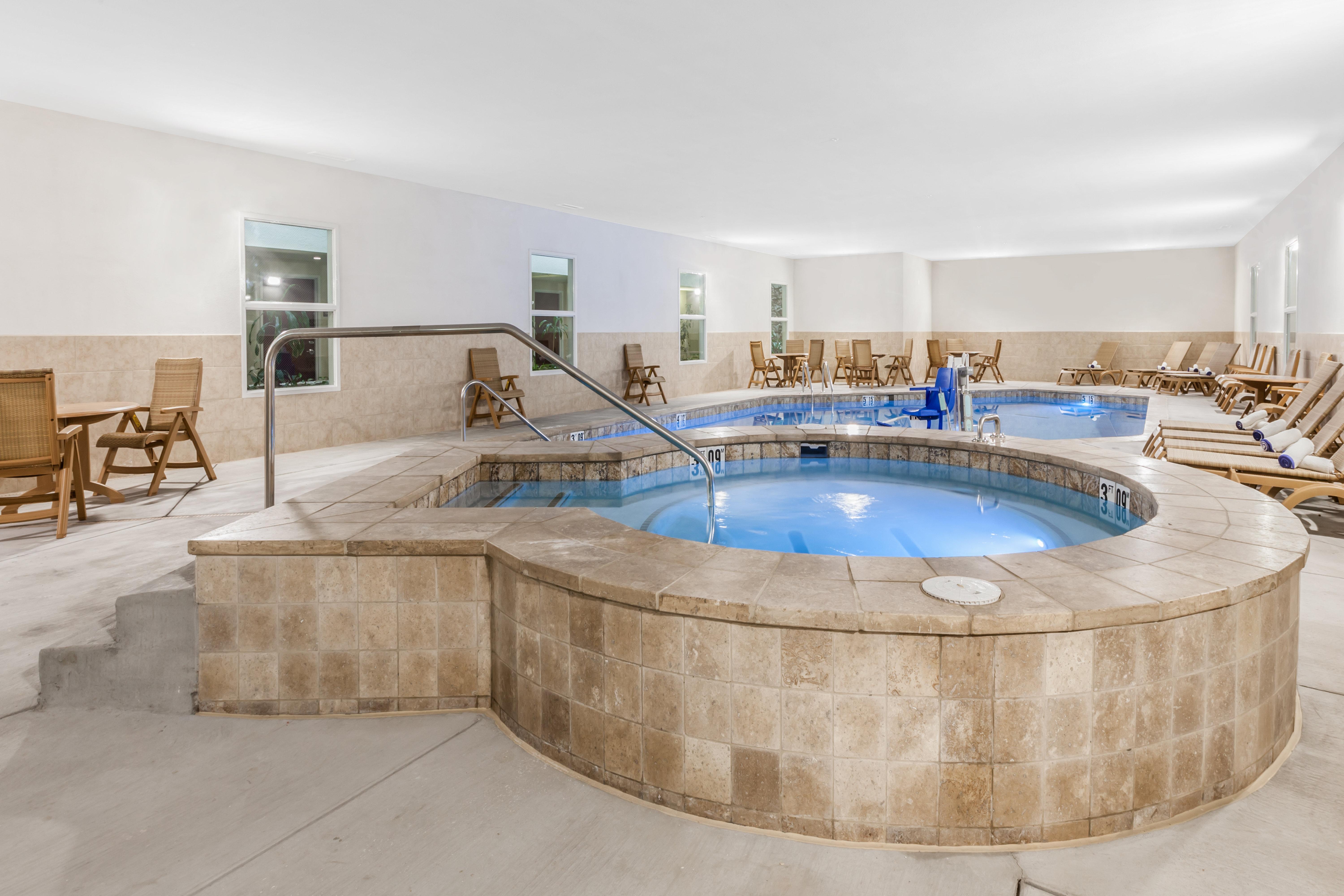 Holiday Inn Hotel & Suites Oklahoma City North By Ihg Exteriör bild