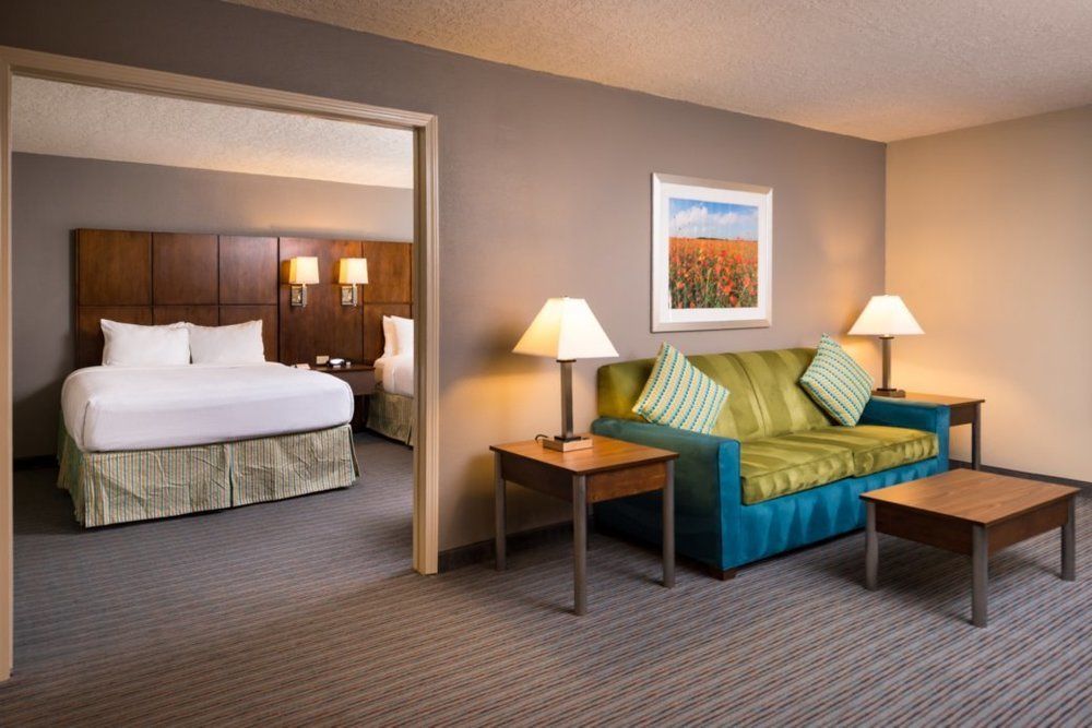 Holiday Inn Hotel & Suites Oklahoma City North By Ihg Exteriör bild