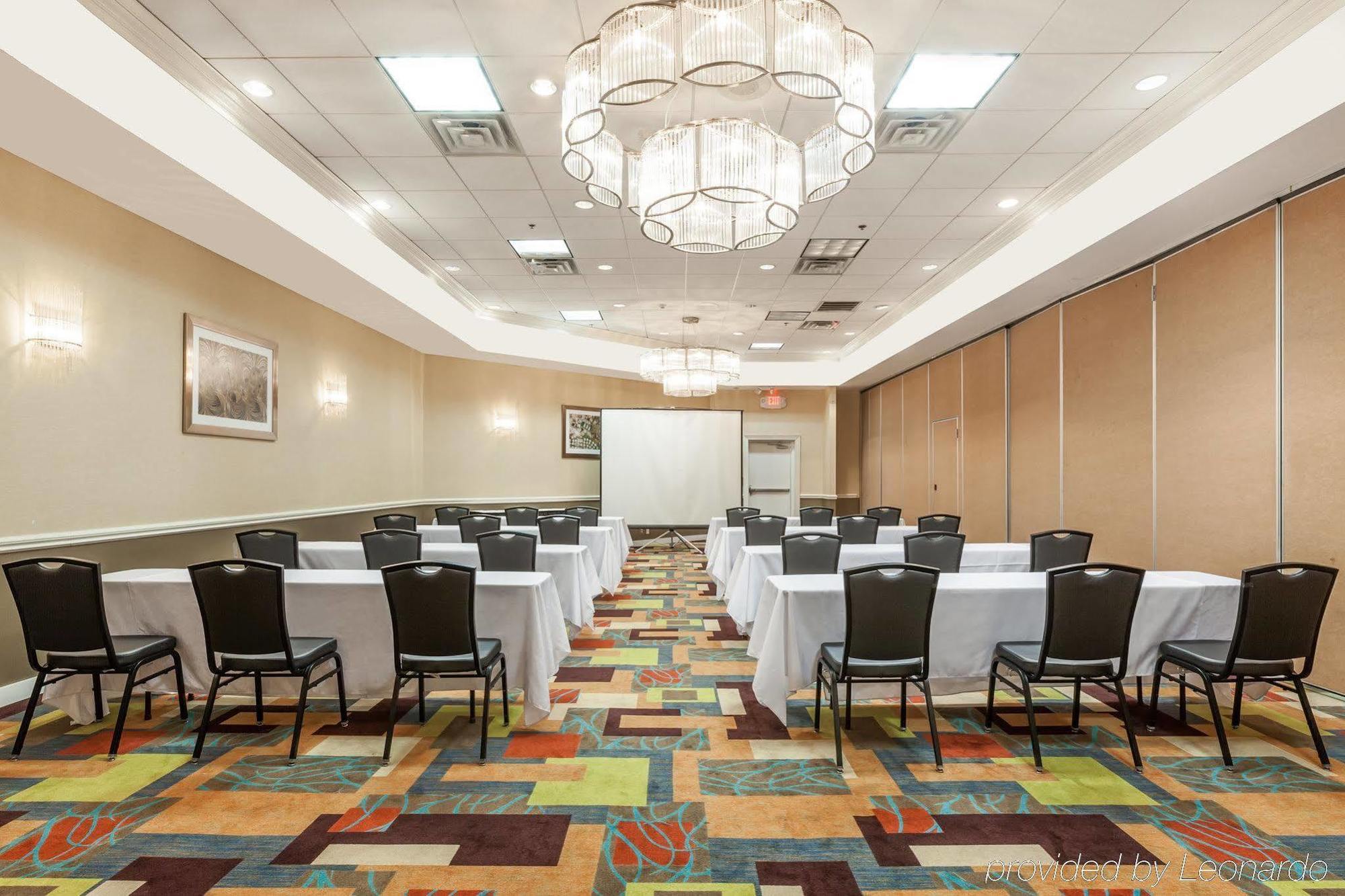 Holiday Inn Hotel & Suites Oklahoma City North By Ihg Exteriör bild