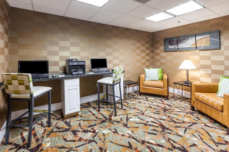 Holiday Inn Hotel & Suites Oklahoma City North By Ihg Exteriör bild